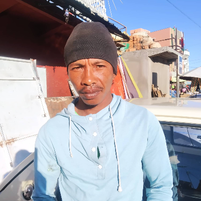 Taxi Finder Madagascar, Chauffeur TSARAFARA Jean Yves, 6814 TS