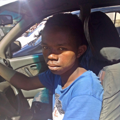 Taxi Finder Madagascar, Chauffeur RAKOTONIAINA Fandresena Marcel, 0936 FG