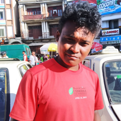 Taxi Finder Madagascar, Chauffeur TANJONIAINA Danny, 1530 TM
