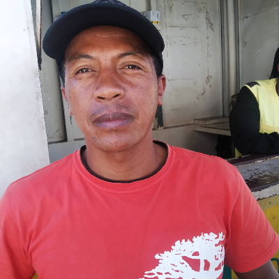 Taxi Finder Madagascar, Chauffeur RASOANAIVO Joseph, 8145 TAH