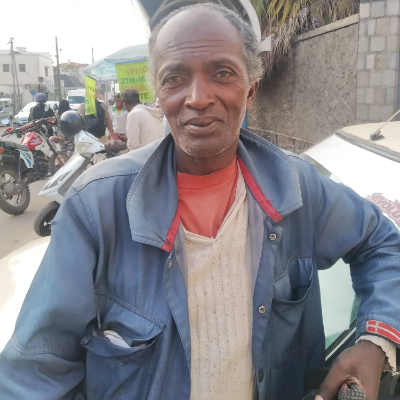 Taxi Finder Madagascar, Chauffeur RANDRIANAIVO Jean Claude, 7757 TBE