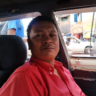 Taxi Finder Madagascar, Chauffeur RANAIVOSON Thierry, 2692 TV
