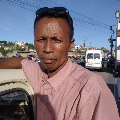 Taxi Finder Madagascar, Chauffeur RAHARIJAONA Benja, 3060 TAA