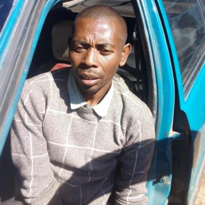 Taxi Finder Madagascar, Chauffeur RANDRIAMPIONONA Fetisoa Jean miel, 2853 FD