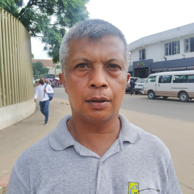 Taxi Finder Madagascar, Chauffeur ANDRIANARIVELO Tsitohaina, 2726 TAA