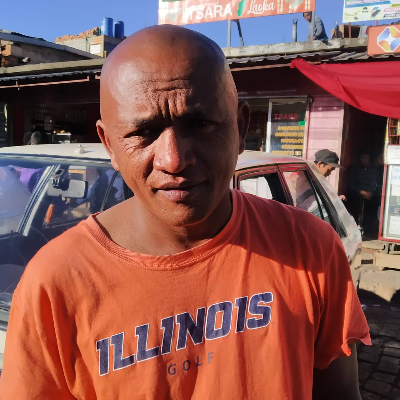 Taxi Finder Madagascar, Chauffeur RASOLONIAINA Martial, 1246 TV