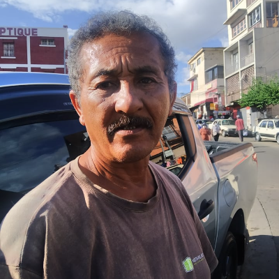 Taxi Finder Madagascar, Chauffeur RAHARIZAFY Emmanuel, 4473 TAD