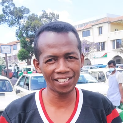 Taxi Finder Madagascar, Chauffeur RANDRIANIRINA Mamy Gabriel, 5070 TBN