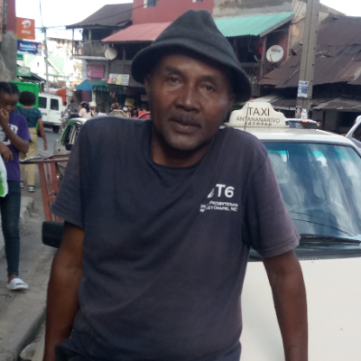 Taxi Finder Madagascar, Chauffeur Ranaivo Robène, 3420 TBR