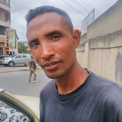Taxi Finder Madagascar, Chauffeur ANDRIANARINJATO Parany, 8169 TAE