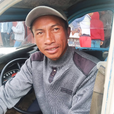 Taxi Finder Madagascar, Chauffeur RAFANOMEZANTSOA Jean Njarasoa, 5283 TAB