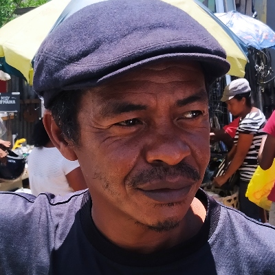 Taxi Finder Madagascar, Chauffeur Andry Hasina, 4802 TV