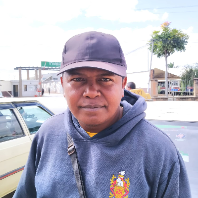 Taxi Finder Madagascar, Chauffeur SANTATRINIAINA Privat, 0896 TAE