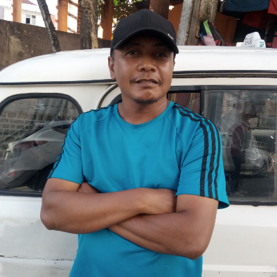 Taxi Finder Madagascar, Chauffeur Ramaherison Dina, 5772 TAG