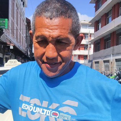 Taxi Finder Madagascar, Chauffeur RANDRIANATOANDRO Rolland, 3292 TAE