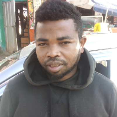 Taxi Finder Madagascar, Chauffeur RAVELONATOANDRO Zakatiana, 0475FG