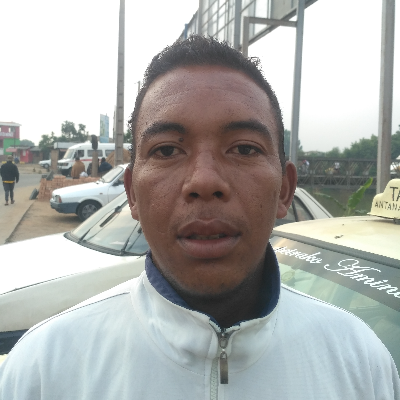 Taxi Finder Madagascar, Chauffeur RAFALIARIVO Frederic, 5260TN