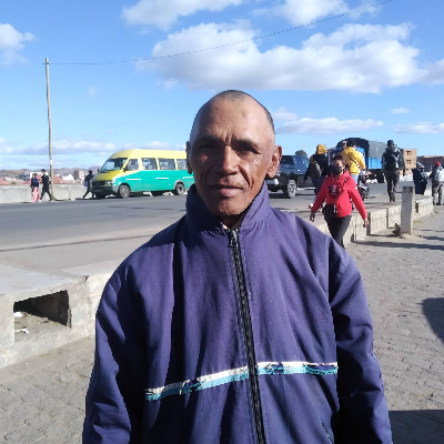 Taxi Finder Madagascar, Chauffeur RAZAFINDRABE Benja André, 4024 TAC