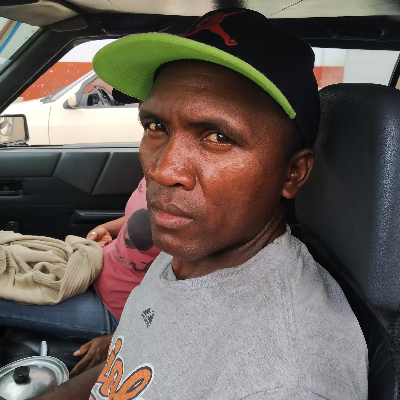 Taxi Finder Madagascar, Chauffeur Heriniaina Alfred, 0013 TAB