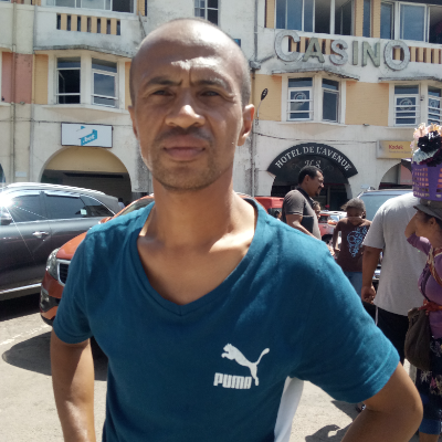 Taxi Finder Madagascar, Chauffeur HANITRINIAINA Jean Hervé, 2465 TAF