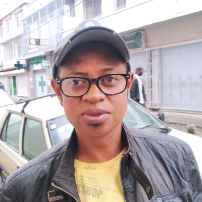 Taxi Finder Madagascar, Chauffeur RAKOTOVAO Jean Mika, 8586 TS