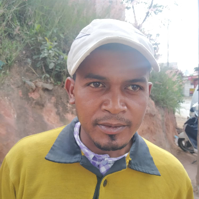 Taxi Finder Madagascar, Chauffeur NJAKATIANA Wilson, 3773 TBF