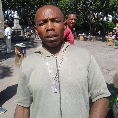 Taxi Finder Madagascar, Chauffeur RAKOTOMALALA Edmond Mamitiana, 3937 TK
