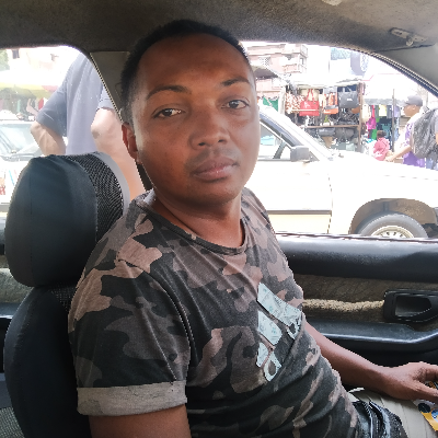 Taxi Finder Madagascar, Chauffeur RAMAMIARISON Nirina, 8584 TAJ