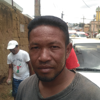 Taxi Finder Madagascar, Chauffeur Rakotonirina Vola Martin, 8654 TS