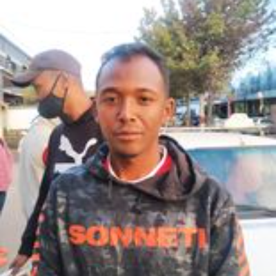 Taxi Finder Madagascar, Chauffeur RAZANOKOLONA Dina, 9019 TAB