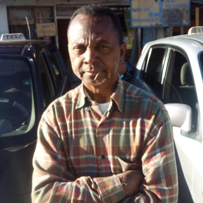 Taxi Finder Madagascar, Chauffeur Benja Fidèle, 2839 FG