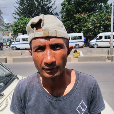 Taxi Finder Madagascar, Chauffeur RANDRIAMARIZAKA Hajaniaina, 4312 TAE