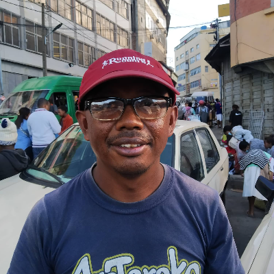 Taxi Finder Madagascar, Chauffeur RANDRIAMANANTSOA Jean Baptiste, 8967 TH