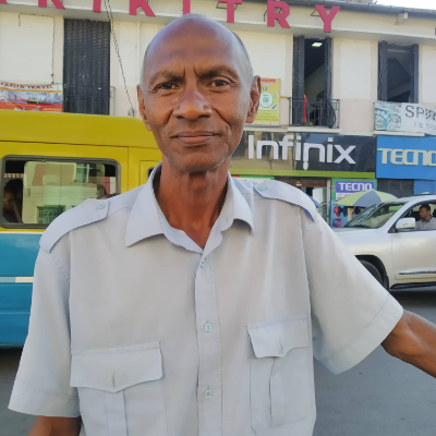 Taxi Finder Madagascar, Chauffeur RAMELISON Alain, 8474 TBA