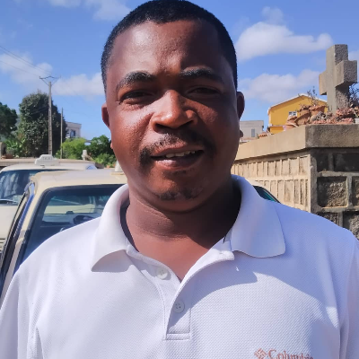 Taxi Finder Madagascar, Chauffeur ROBIFANOHERY Ranto, 0140 TBE