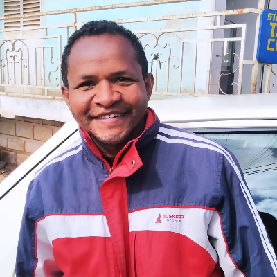 Taxi Finder Madagascar, Chauffeur ANDRIANIAINA Paul, 0071 TAC