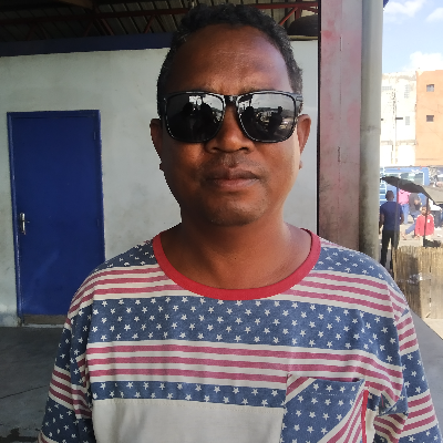 Taxi Finder Madagascar, Chauffeur RAKOTOARIVONY Noel Adele, 1008 TS