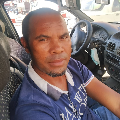 Taxi Finder Madagascar, Chauffeur RAKOTONIAINAHARIMALALA Heric, 1801 TAB