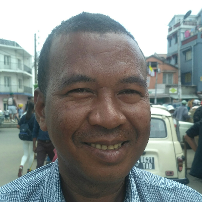 Taxi Finder Madagascar, Chauffeur Rakotondrasoa Andry, 6257 TH