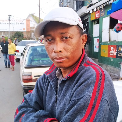Taxi Finder Madagascar, Chauffeur RAKOTONDRASOA Rivolala, 7535 TD