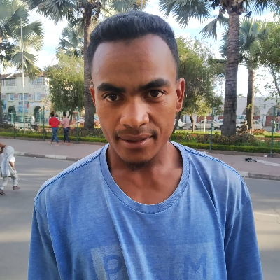 Taxi Finder Madagascar, Chauffeur RANDRIANANAHARY Jocelyn, 9239 TAD