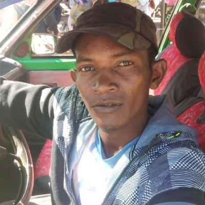 Taxi Finder Madagascar, Chauffeur Joseph Jacky, 1054 FE