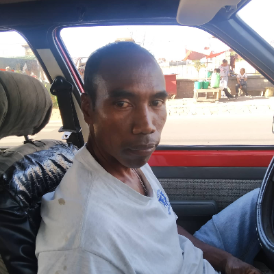 Taxi Finder Madagascar, Chauffeur RAZAFIMAHERY Fidy, 4722 TAC