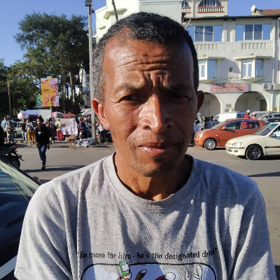 Taxi Finder Madagascar, Chauffeur RAMILISON Mamitiana, 7981 TAB