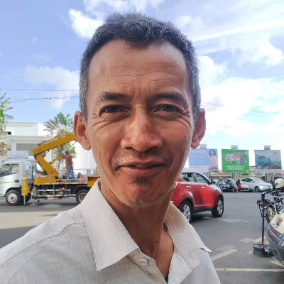 Taxi Finder Madagascar, Chauffeur RANDRIAPARANY Guy, 3051 TAD