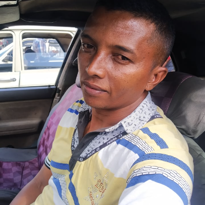 Taxi Finder Madagascar, Chauffeur RATSIMAMANGA Ambinintsoa Anjara, 1169 TU