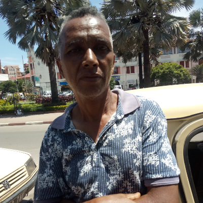 Taxi Finder Madagascar, Chauffeur RAVELONIAVO Solofonirina, 7065 TAR