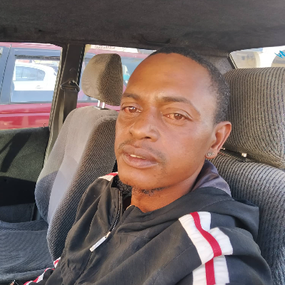 Taxi Finder Madagascar, Chauffeur RAMANANJARA Viqueson, 0033 TS