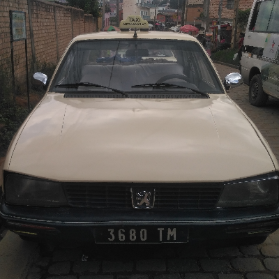 Taxi Finder Madagascar, Chauffeur Razafindratsima Richard, 3680 TM