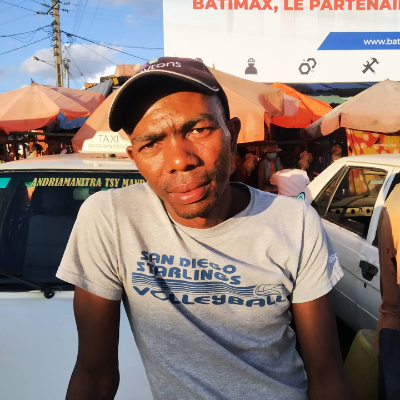 Taxi Finder Madagascar, Chauffeur RANDRIANARIVELO Nasolo Jean Ruphin, 2500 TAB